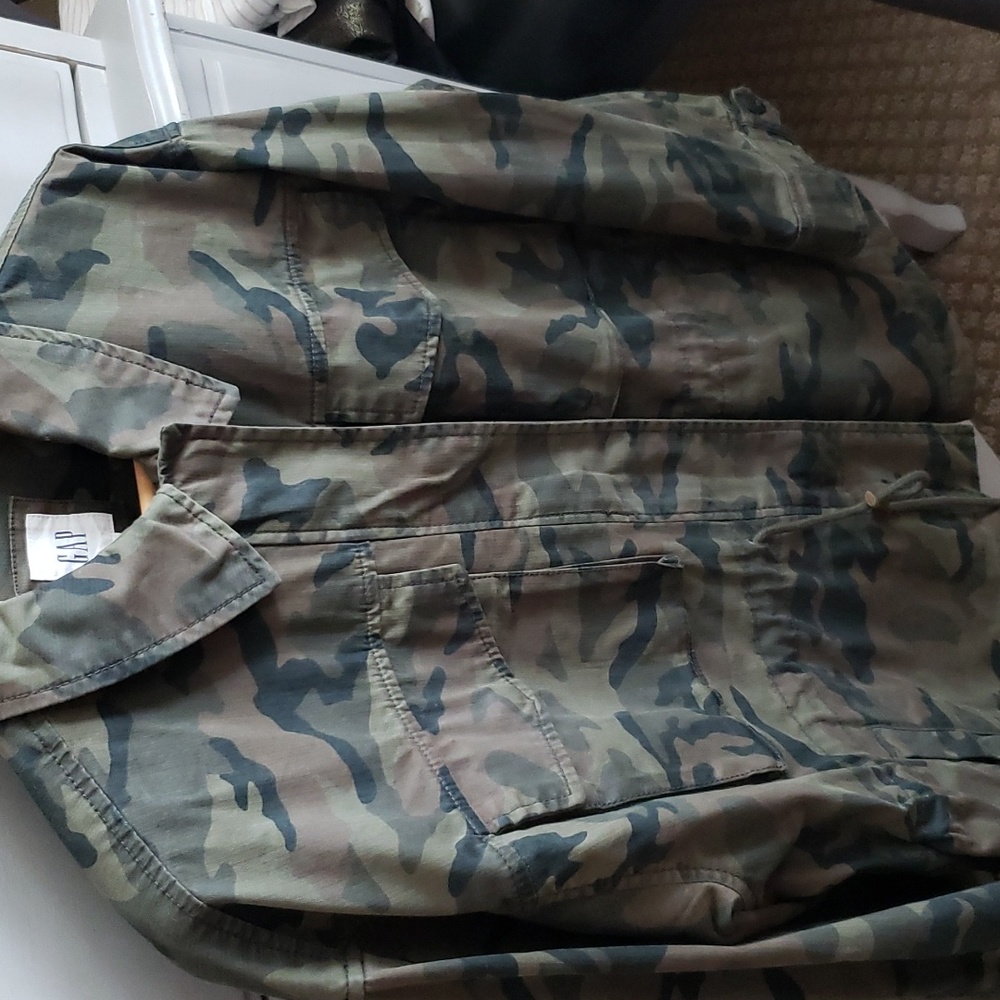 Gap overaized camo utility twill 4 pocket jacket - Picture 4 of 11